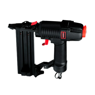 CLAVADORA NEUMÁTICA AEROPRO C18 15–50MM 70–110 PSI PARA CARPINTERÍA